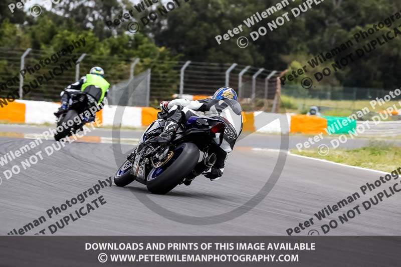 estoril;event digital images;motorbikes;no limits;peter wileman photography;portugal;trackday;trackday digital images